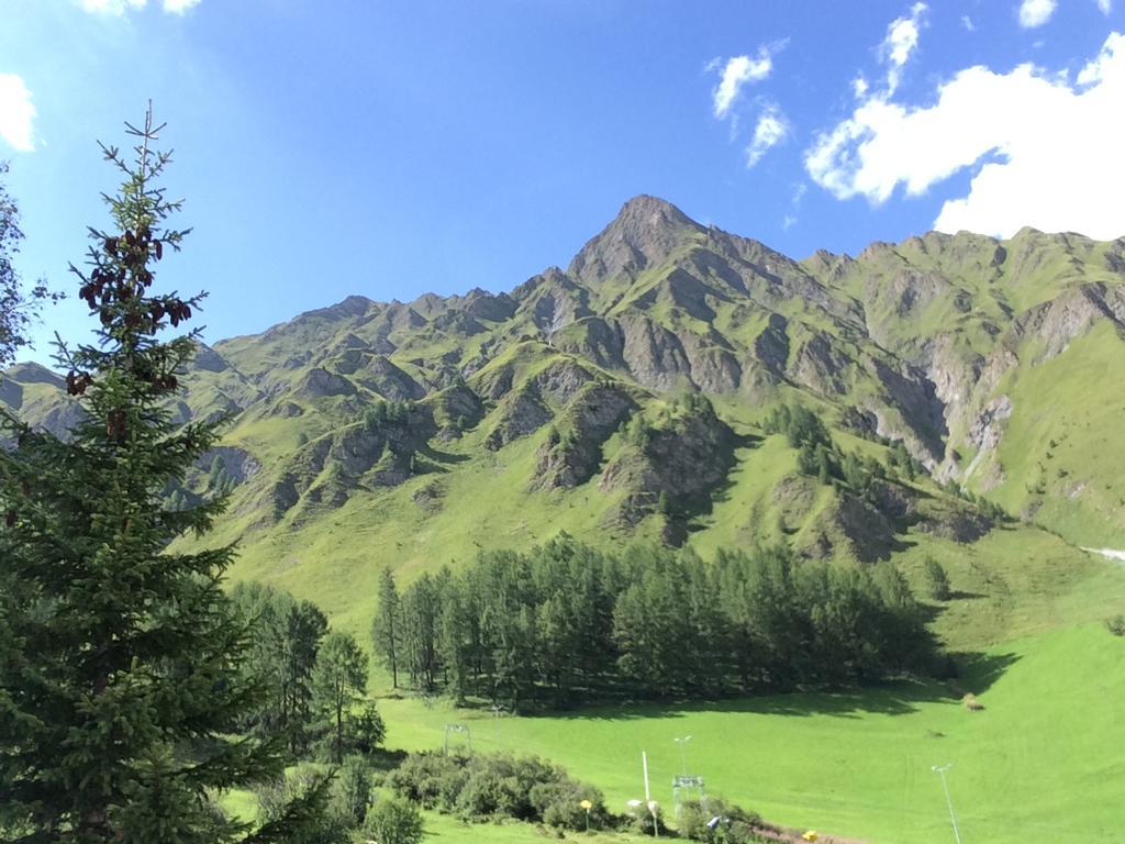 ホテル Piz Ot ザムナウン エクステリア 写真