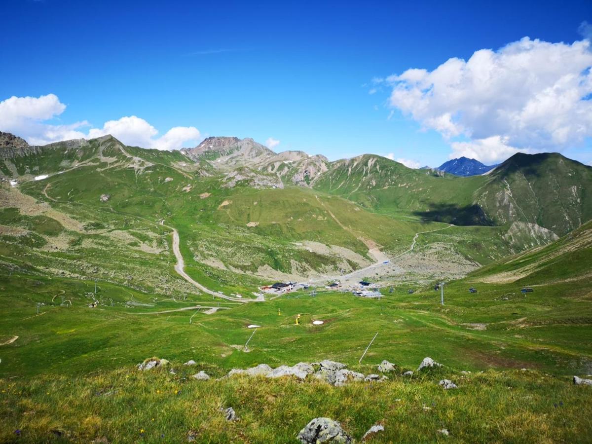 ホテル Piz Ot ザムナウン エクステリア 写真